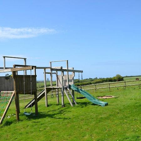 The Stables Villa Hartland Luaran gambar
